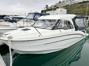 Beneteau Antares 8